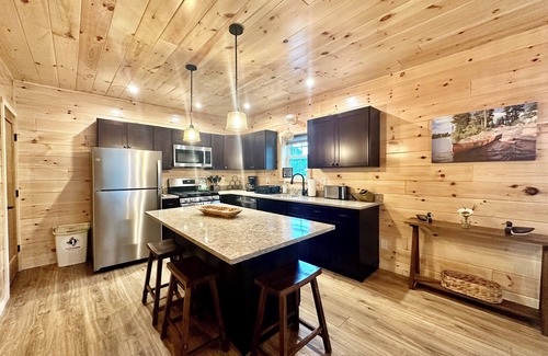 Old Forge House | Modern ADK-style 3-bedroom house in Old Forge with AC, WiFi, Pool! Walk to town!