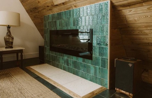 Bemidji House | Modern Aframe on a Pristine Private Lake