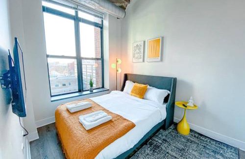 Near South Side Apartment | Modern and Bright 2BR on Michigan Ave with Optional Parking and Gym Access Near Soldier Field & Grant Park