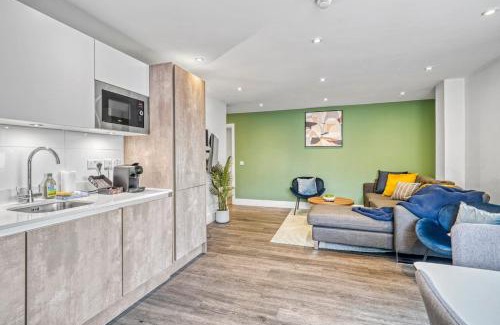 Whitechapel Apartment | Modern and Bright 3BR Whitechapel