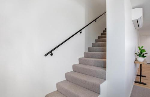 Christchurch City Centre House | Modern and Central - Christchurch Apartment