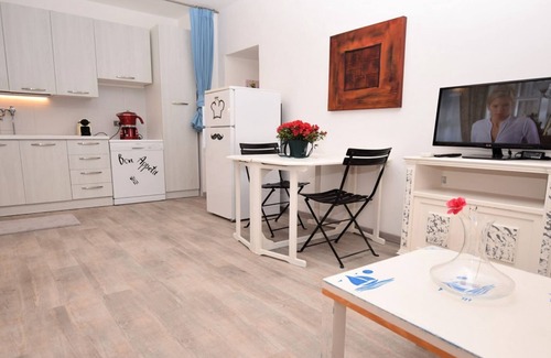 Marina di Campo Apartment | Modern and comfortable just a few steps from the sea