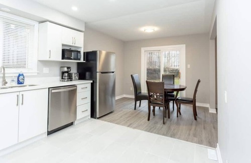 London Apartment | Modern and Comfy * 5 BR Home