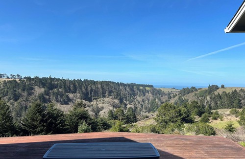 Albion House | Modern and Immaculate House, with 30 Acres of Privacy and Panoramic Views