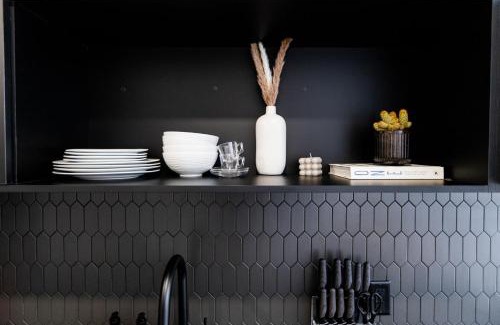 Mile End Apartment | Modern and Luxurious Cozy 1BDR in Mile End - 1C