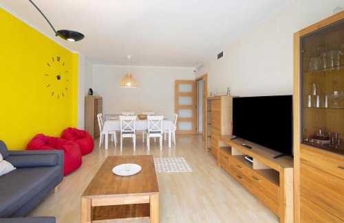 Arenys de Mar Apartment | Modern and renewed Apartament Florí