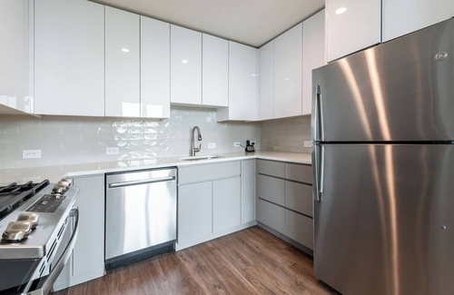 White Plains Apartment | Modern and Spacious Two Bedroom in White Plains