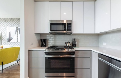White Plains Apartment | Modern and Spacious Two Bedroom in White Plains