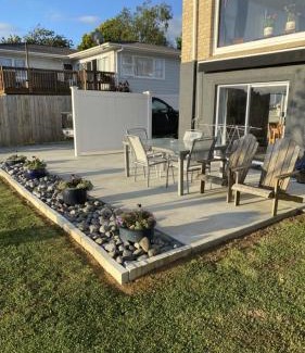 Tikipunga Apartment | Modern and spacious 1 bedroom holiday home