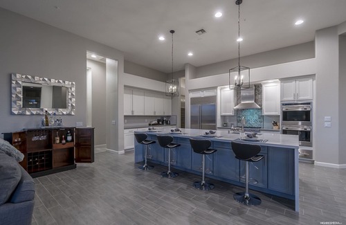 Pinnacle Foothills House | Modern and Spacious Home near Troon North - Close to Golf Courses