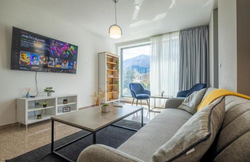 Vitosha District Apartment | Modern Apartment 3 with Parking next to Bulgaria Mall