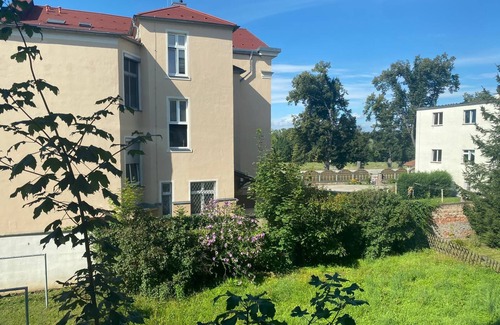 Zeitz House | modern apartment - 30 min to Leipzig