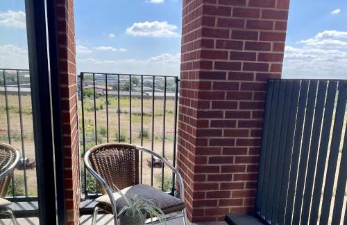 South Hornchurch Apartment | Modern Apartment All Amenities Greater London