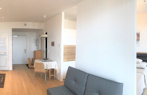 Favoriten Apartment | Modern apartment at the main station/Belvedere