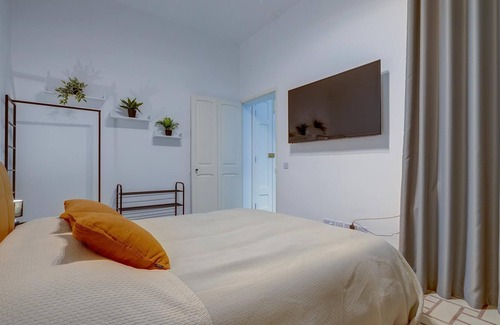 Floriana Apartment | Modern Apartment close to Valletta