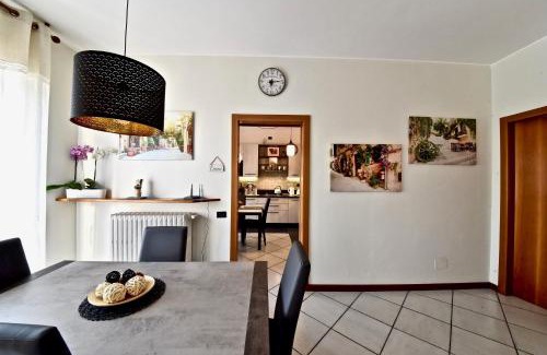 Cogliate Apartment | Modern apartment halfway between Milan and Como