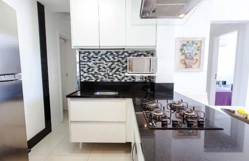 Copacabana Apartment | Modern Apartment in Copacabana