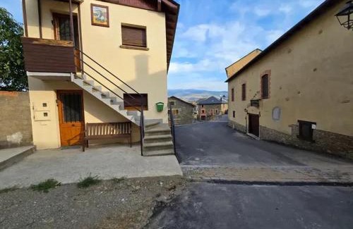 Escadarcs Apartment | Modern Apartment in Escadarcs, 60 sqm with Mountain View