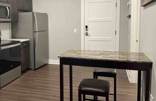 Weinland Park Apartment | Modern Apartment In Heart Of Columbus/Near High Street/And Ohio State