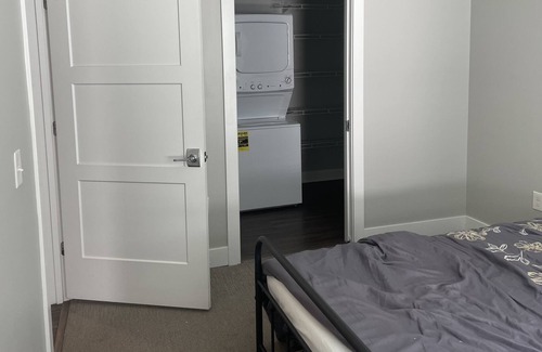 Weinland Park Apartment | Modern Apartment In Heart Of Columbus/Near High Street/And Ohio State