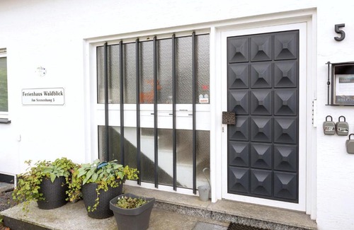 Kuestelberg Apartment | Modern apartment in K stelberg with private balcony