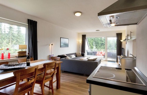 Kuestelberg Apartment | Modern apartment in K stelberg with private balcony