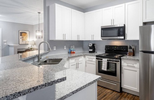Sand Ridge Apartment | Modern Apartment in Prime Location (ID8267X63)