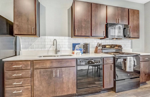 Fishers Apartment | Modern Apartment in Prime Location (ID1194X653)