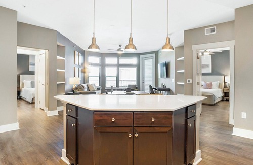 Allandale Apartment | Modern Apartment in Prime Location (ID6241)