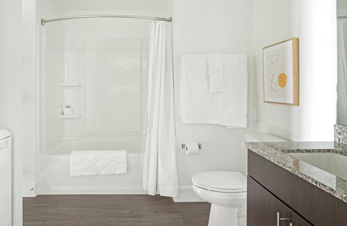 Draper Apartment | Modern Apartment in Prime Location (ID1204X655)