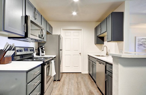 South Ogden Apartment | Modern Apartment in Prime Location (ID7595X39)