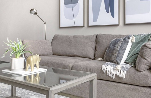 NoDo District Apartment | Modern Apartment in Prime Location (ID1202X870)