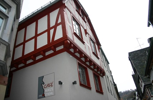Mainz-Bingen Apartment | Modern apartment in the heart of Bacharach for 7 persons