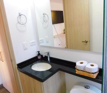 Centro International Apartment | Modern Apartment in the Heart of Bogotá