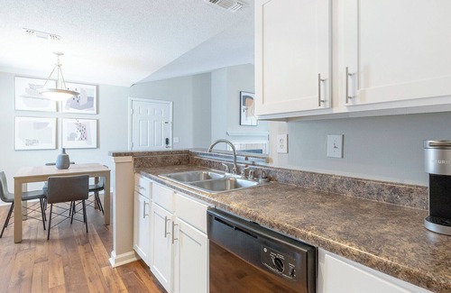 Hoover Apartment | Modern Apartment in Prime Location (ID9350X48)