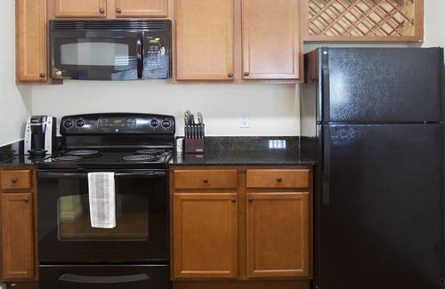Fort Wayne Apartment | Modern Apartment in Prime Location (ID7489X61)