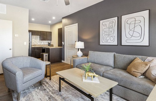 Brooks City Base Apartment | Modern Apartment in Prime Location (ID9682X40)