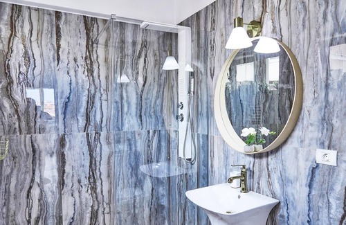Mamaia-Sat Apartment | Modern Apartment Near the Beach