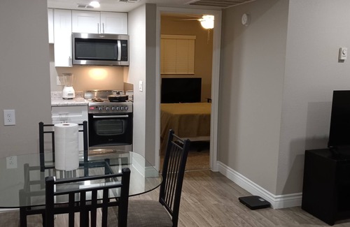 Mesa Apartment | Modern Apartment