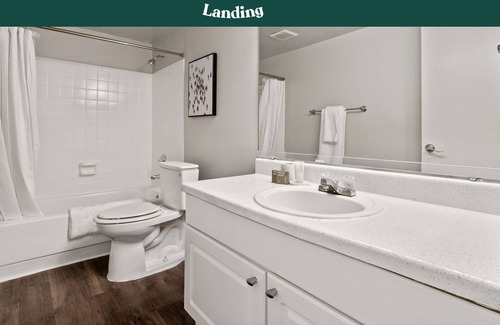 St. Petersburg - Clearwater Apartment | Modern Apartment in Prime Location (ID8470X25)