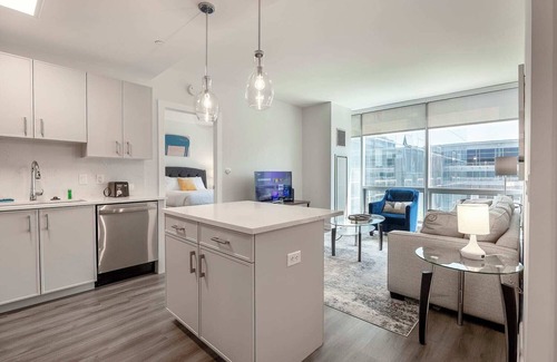 Downtown Apartment | Modern Apt Close to Downtown