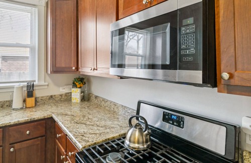 Libertyville Apartment | Modern apt in DT Libertyville Near Naval Base