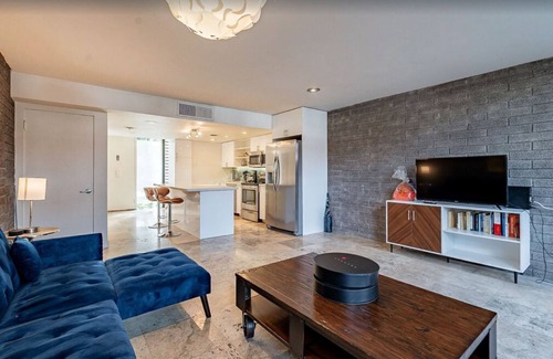 Arcadia Lite Condo | Modern Arcadia Condo - Walking Distance to LGO and Postino!