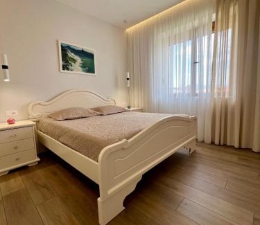 Korce Apartment | Modern ArtDeco Apartment Korca CityCenter 2