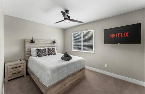 Scenic Heights House | Modern Arvada Duplex Close to Denver and Old Town