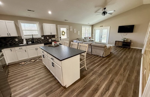 Lancaster House | Modern barndo, with game room and hot tub