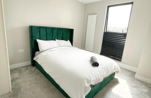 Southend-on-Sea Apartment | Modern Beach Apartment