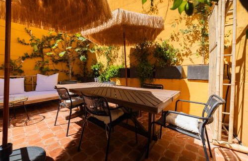 Socorro Apartment | Modern Belle Epoque Suites & Luxury Duplex