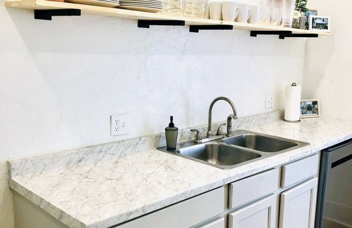 Tahlequah House | Modern bungalow in the heart of downtown Tahlequah