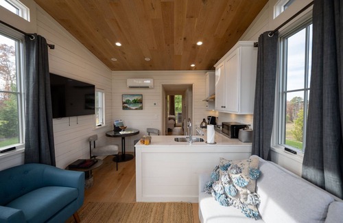 Wyoming Cabin | Modern Cabin w/Forest View & Access 70+ Amenities